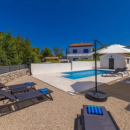 House Sara With Private Pool Semesterbostad *