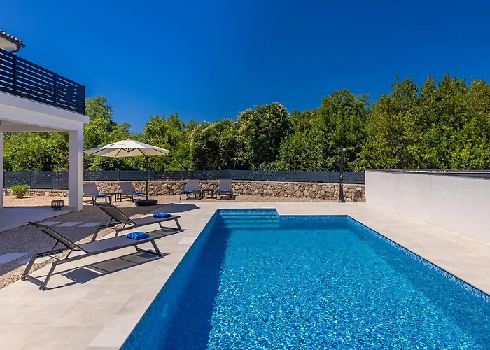House Sara With Private Pool *